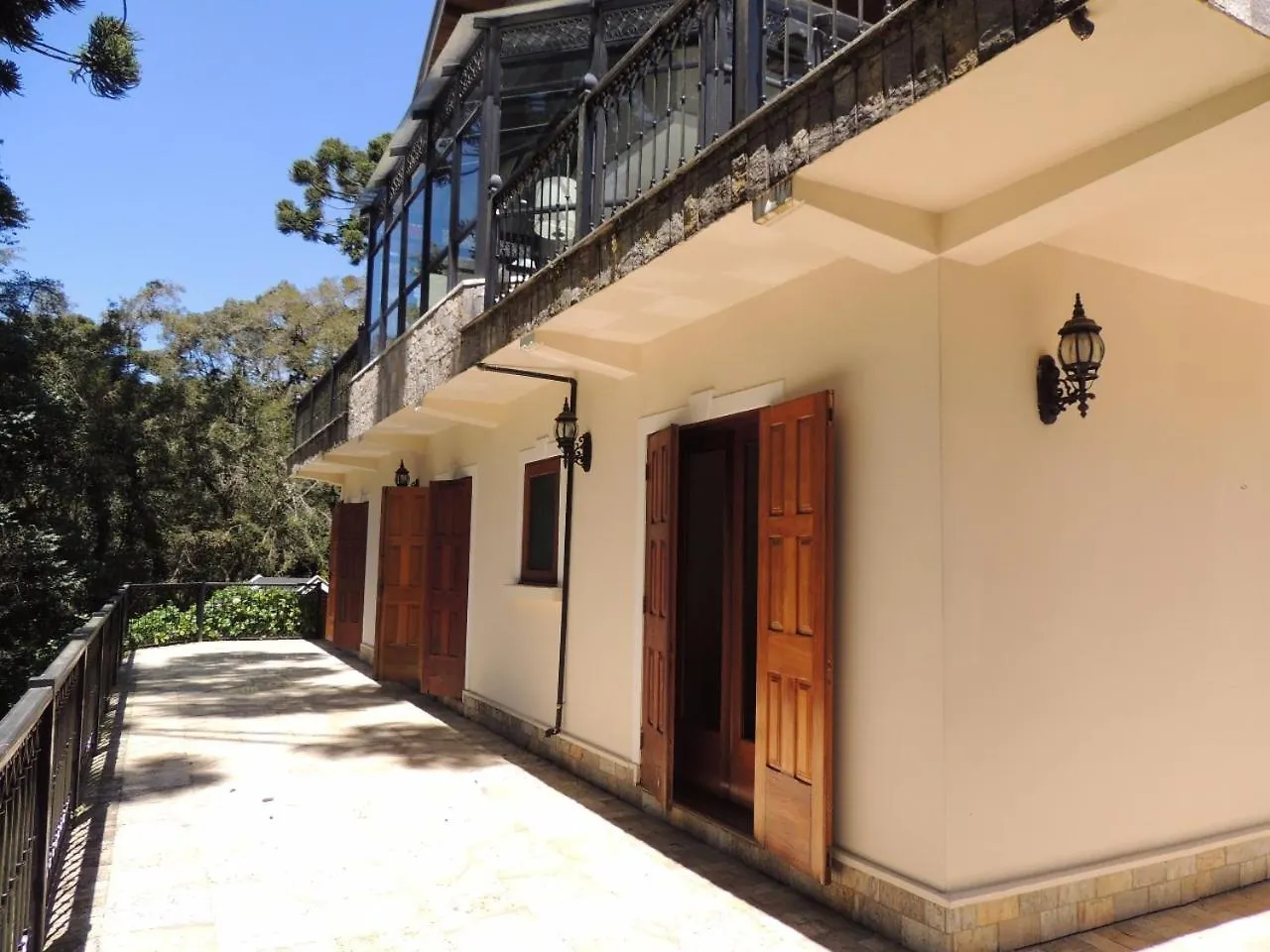 Villa Vicenza Home Campos do Jordao Guest house